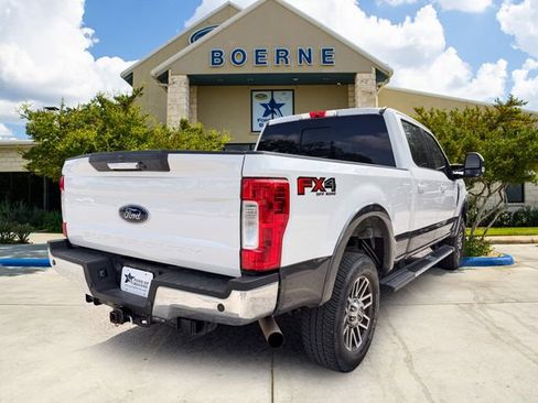 Used 2019 Ford F250 Lariat w/ Lariat Value Package AWD/4WD image 6