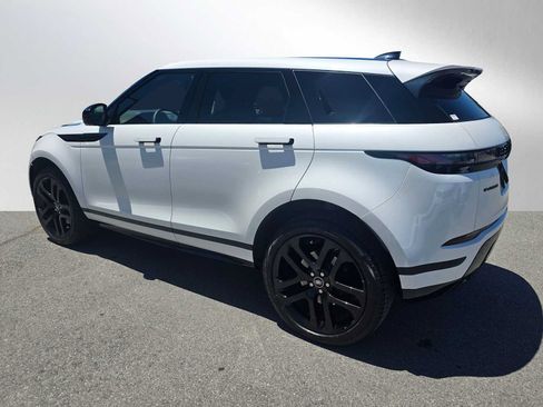 Used 2026 Land Rover Range Rover Evoque Dynamic SE AWD/4WD image 3