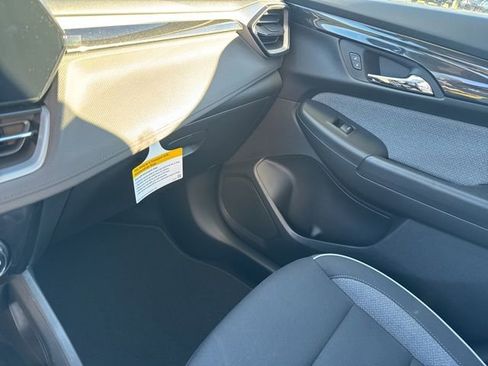 New 2026 Chevrolet TrailBlazer LT w/ LT Cold Weather Package AWD/4WD image 54