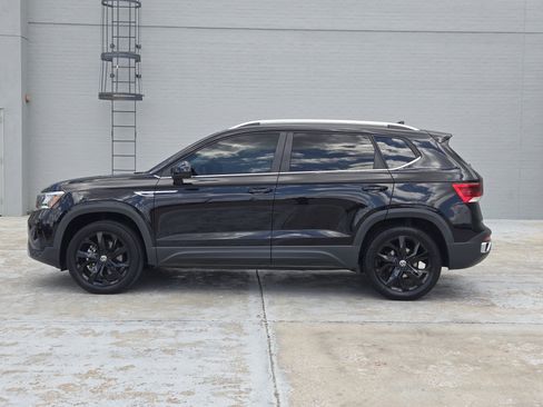 Used 2023 Volkswagen Taos SE image 5