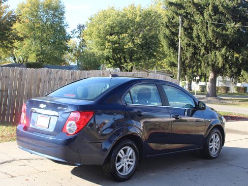 Used 2015 Chevrolet Sonic LT w/ Advanced Safety Package image 10
