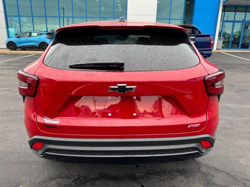 New 2026 Chevrolet Trax RS FWD image 4