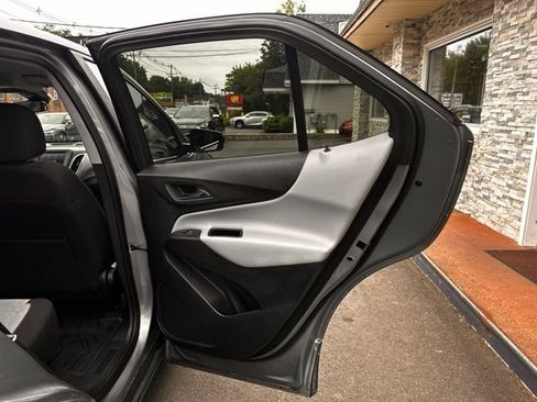 Used 2023 Chevrolet Equinox LT w/ LPO, Floor Liner Package AWD/4WD image 17