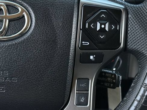 Used 2022 Toyota Tacoma SR5 RWD image 16