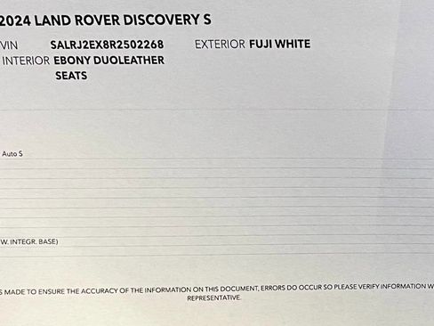 Used 2024 Land Rover Discovery S image 2