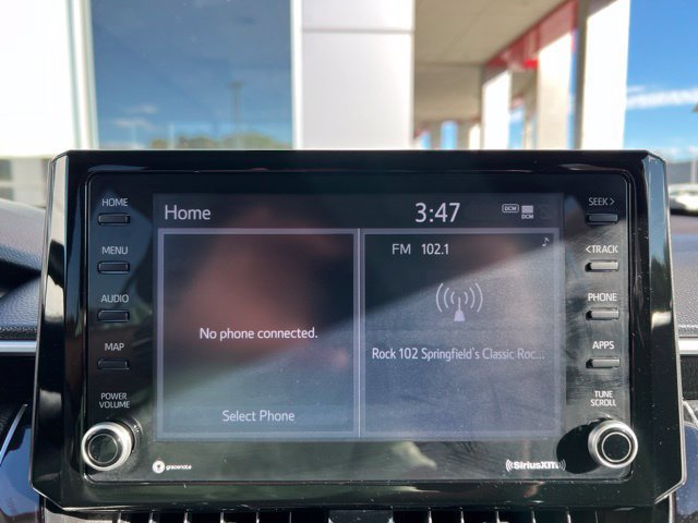 Used 2022 Toyota Corolla Cross LE AWD/4WD image 16