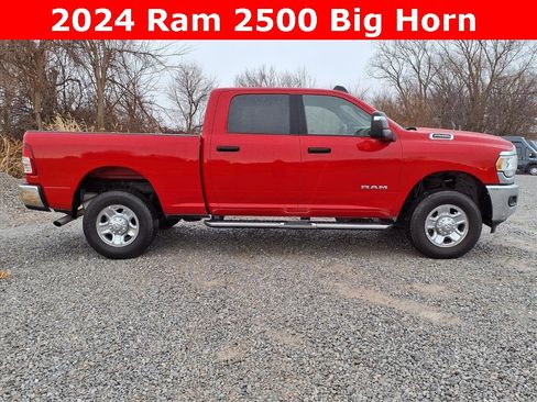Used 2024 RAM 2500 Big Horn w/ Bed Utility Group image 4