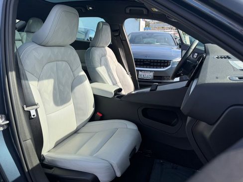 Used 2023 Polestar Polestar 2 w/ Pilot Pack image 30