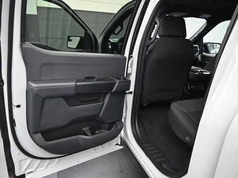 Used 2023 Ford F150 XL w/ STX Appearance Package RWD image 9