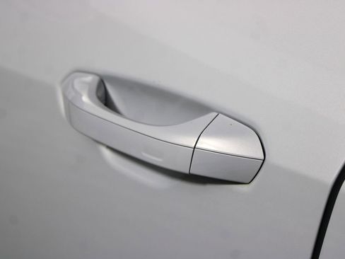 Used 2023 Audi e-tron GT Premium Plus image 51