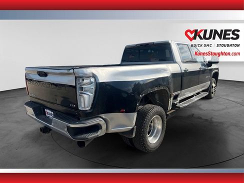 Used 2020 Chevrolet Silverado 3500 LTZ w/ LTZ Plus Package AWD/4WD image 8