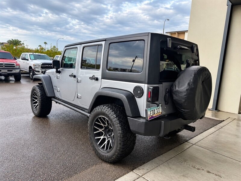 Used 2017 Jeep Wrangler Unlimited Sport w/ Connectivity Group AWD/4WD image 5