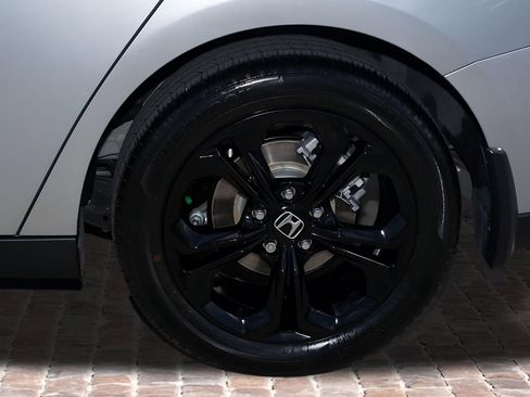 Certified 2025 Honda Accord SE image 38