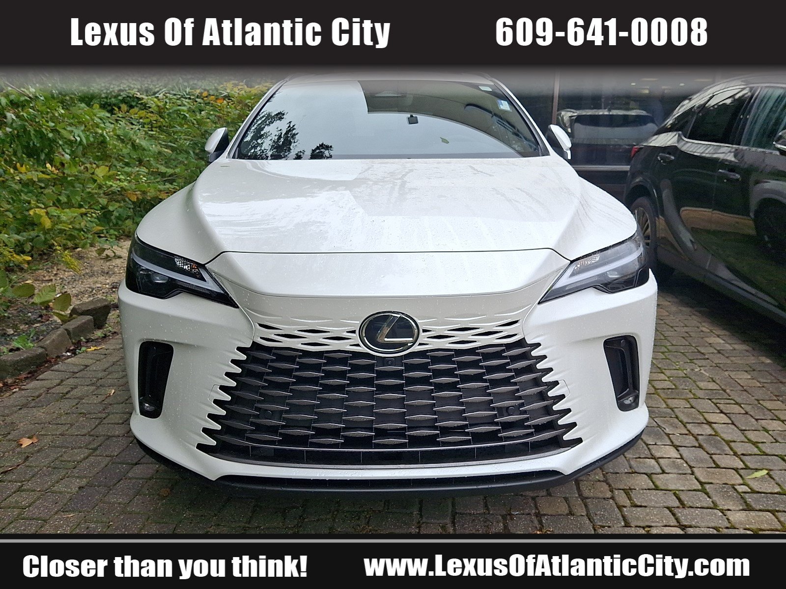 New 2026 Lexus RX 450h AWD image 2