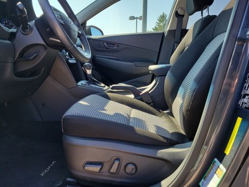 Used 2021 Hyundai Kona SEL Plus w/ Cargo Package FWD image 16