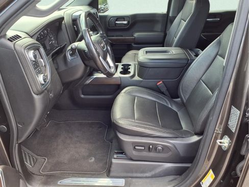 Used 2019 GMC Sierra 1500 SLT w/ SLT Premium Plus Package AWD/4WD image 17