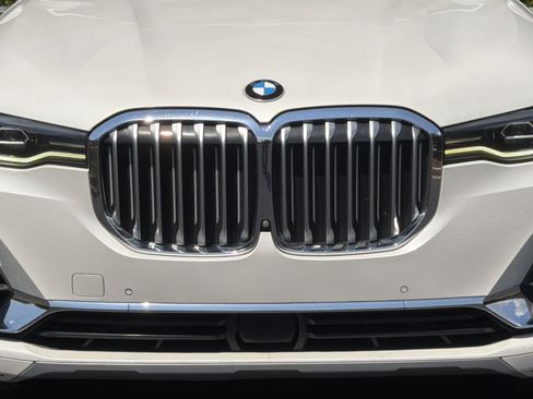 Used 2019 BMW X7 xDrive50i w/ Premium Package AWD/4WD image 21