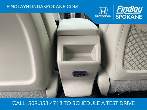 Used 2011 Subaru Outback 2.5i Limited image 22