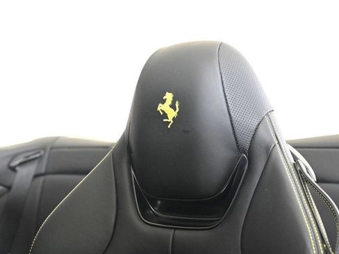 Certified 2020 Ferrari Portofino image 22