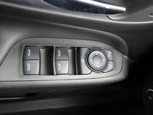 Used 2022 Chevrolet Equinox LT image 13