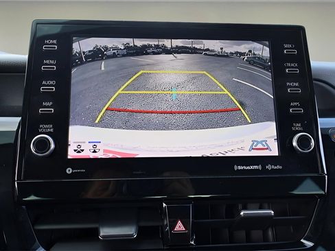 Certified 2021 Toyota Camry LE image 20