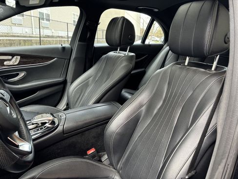 Used 2017 Mercedes-Benz E 300 4MATIC image 10