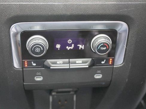Used 2024 Chevrolet Tahoe High Country AWD/4WD image 28