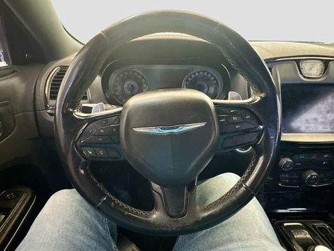 Used 2019 Chrysler 300 S w/ S Model Appearance Package image 14