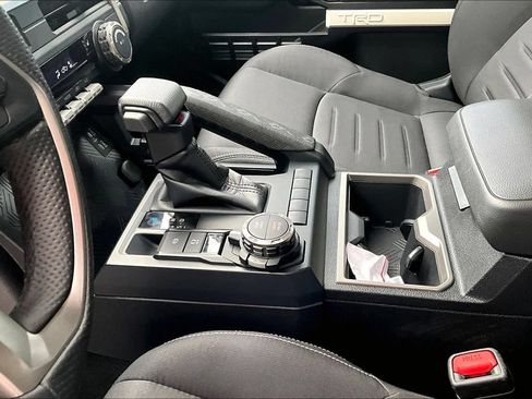 Certified 2024 Toyota Tacoma TRD Sport AWD/4WD image 20