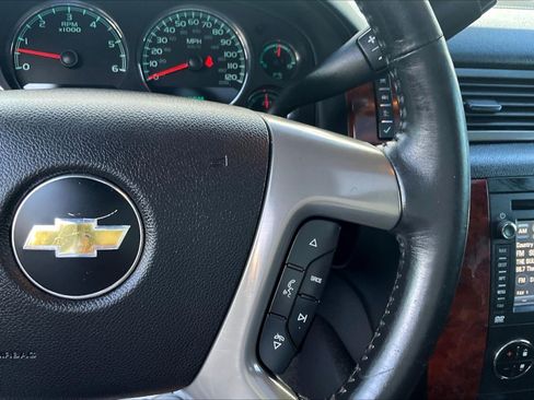 Used 2012 Chevrolet Tahoe LTZ AWD/4WD image 12