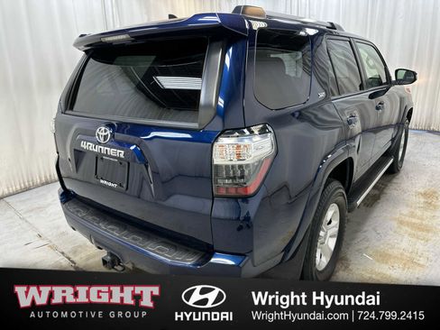 Used 2020 Toyota 4Runner SR5 Premium image 6