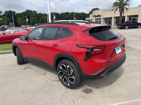 New 2026 Chevrolet Trax RS w/ Driver Confidence Package FWD image 4