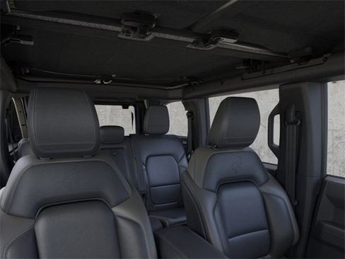 New 2025 Ford Bronco Outer Banks w/ Sasquatch Package image 12