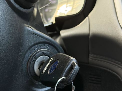 Used 2020 Subaru Outback Premium image 18