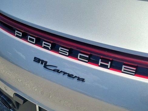Used 2024 Porsche 911 Carrera RWD image 8