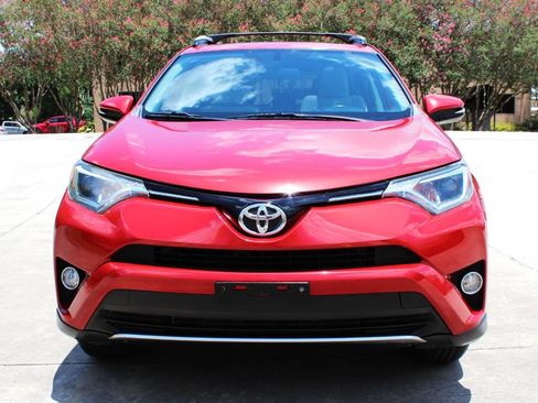 Used 2016 Toyota RAV4 XLE FWD image 5