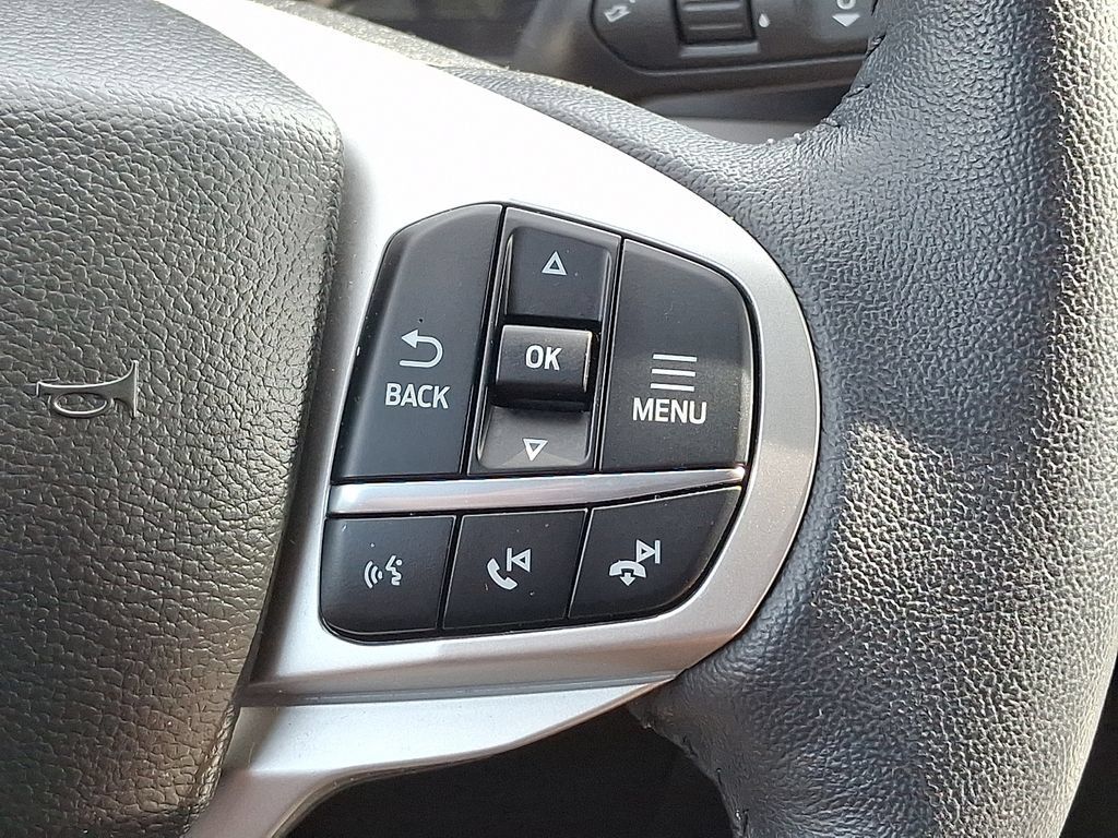 Used 2023 Ford Explorer XLT w/ Equipment Group 202A AWD/4WD image 21