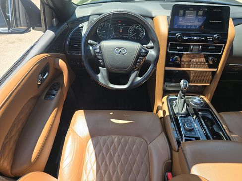 Used 2023 INFINITI QX80 Premium Select AWD/4WD image 25