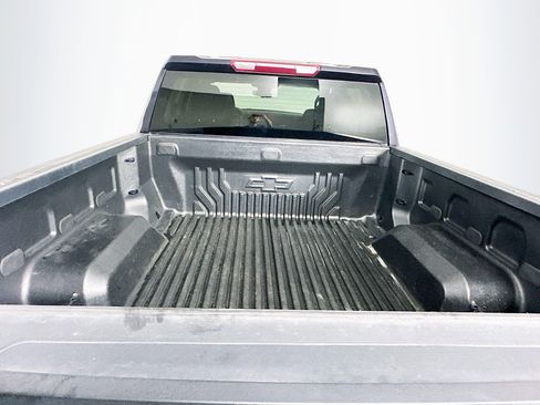 Used 2023 Chevrolet Silverado 1500 LT image 28
