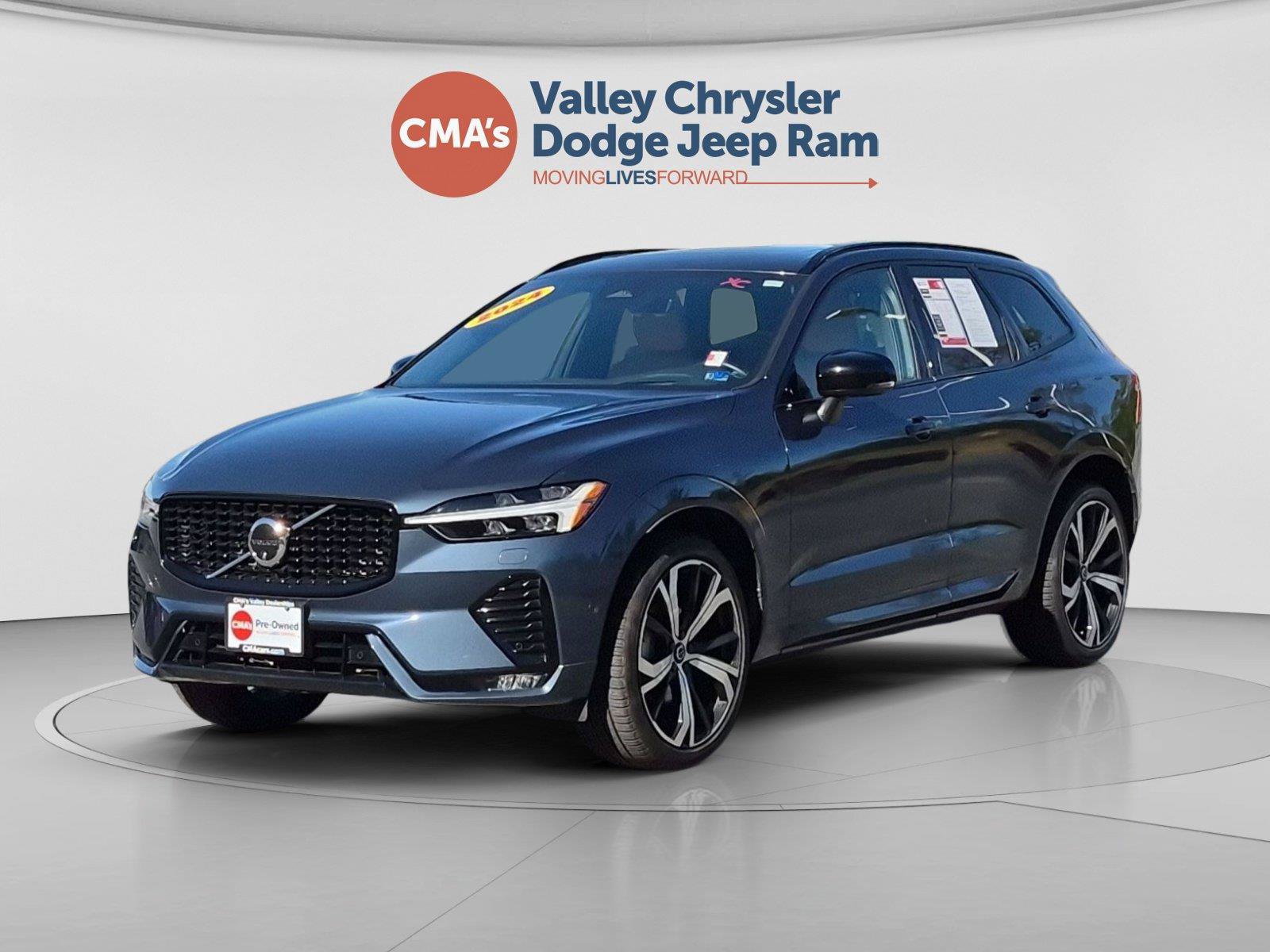 Used 2024 Volvo XC60 B5 Ultimate w/ Protection Package Premier AWD/4WD image 1
