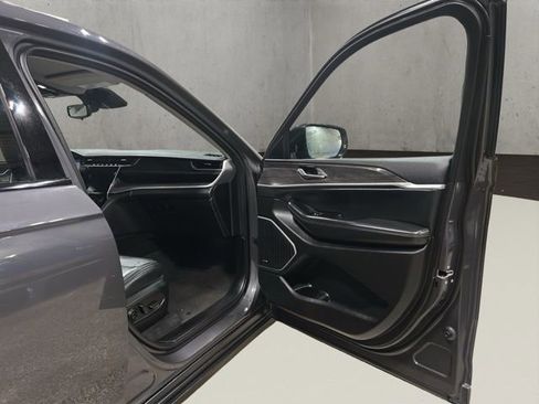 Used 2021 Jeep Grand Cherokee L Limited w/ Trailer Tow Group (B) image 19