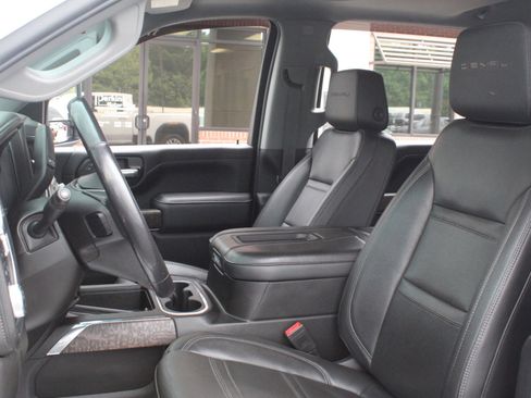 Used 2022 GMC Sierra 2500 Denali w/ Snow Plow Prep/Camper Package AWD/4WD image 14