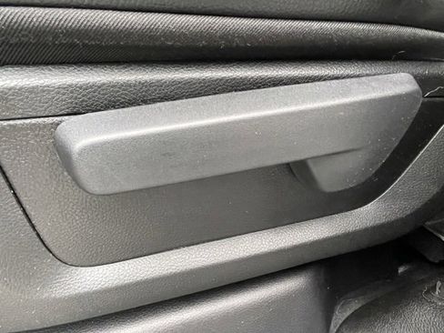 Used 2022 RAM 2500 Tradesman w/ Chrome Appearance Group image 29