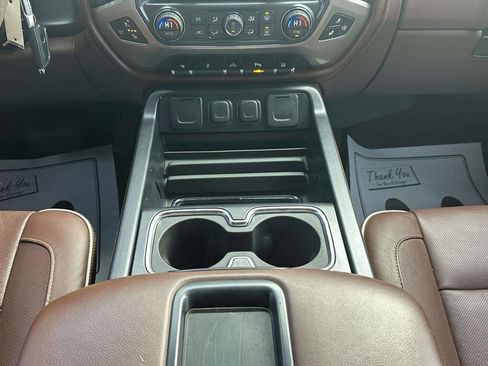 Used 2014 Chevrolet Silverado 1500 High Country w/ High Country Premium Package image 18