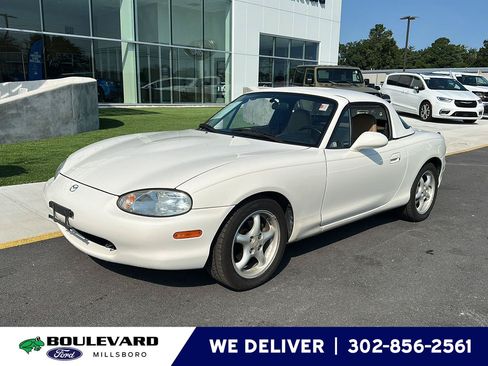 Used 1999 MAZDA MX-5 Miata RWD image 1