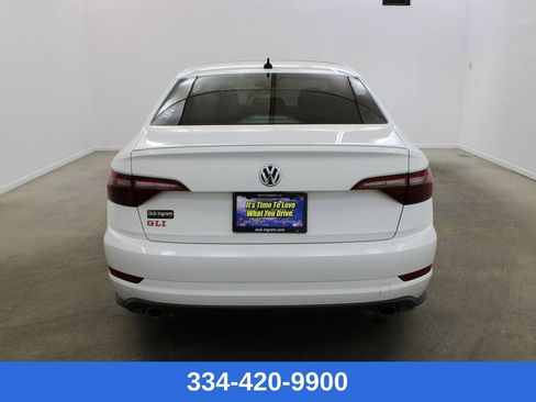Used 2020 Volkswagen Jetta GLI image 3