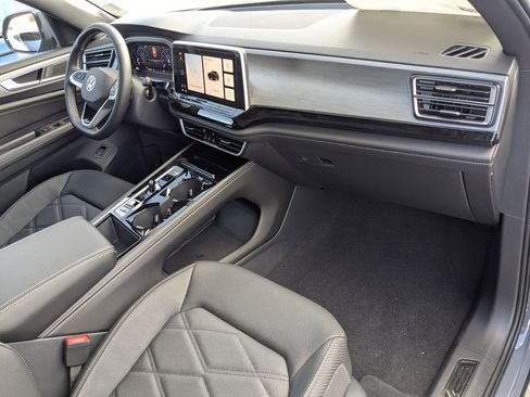 New 2026 Volkswagen Atlas Cross Sport SE AWD/4WD image 36