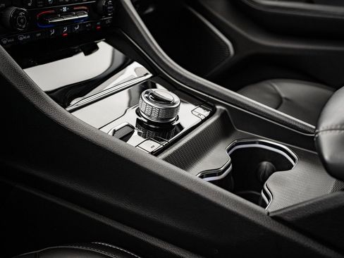 Used 2023 Jeep Grand Cherokee 30th Anniversary image 39