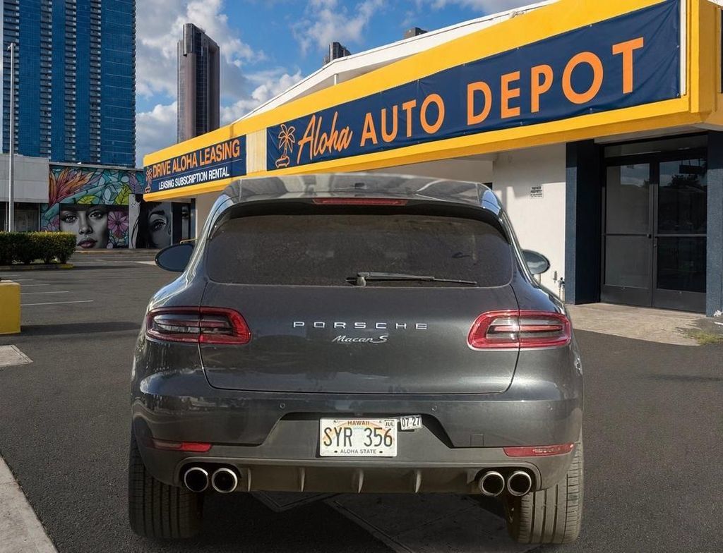 Used 2017 Porsche Macan S AWD/4WD image 3