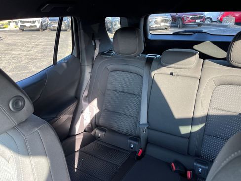 Used 2025 Chevrolet Equinox LT image 40